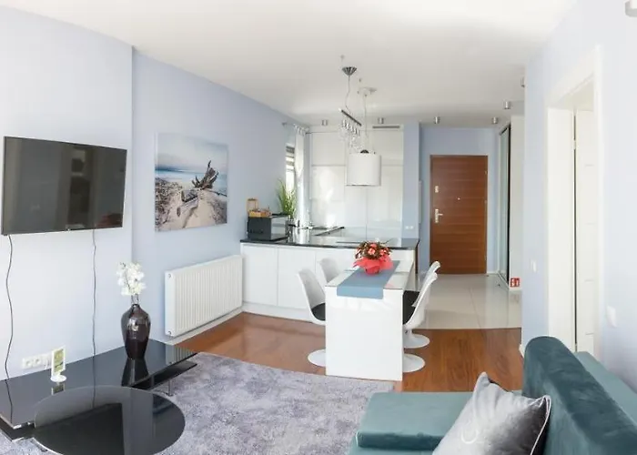 Eu - Waterlane - Marina - Old Town