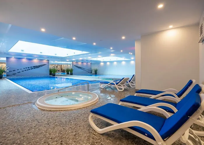 Eu - Waterlane - Marina - Old Town غدانسك