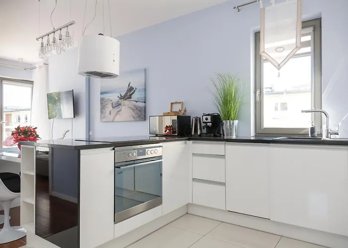 Eu - Waterlane - Marina - Old Town